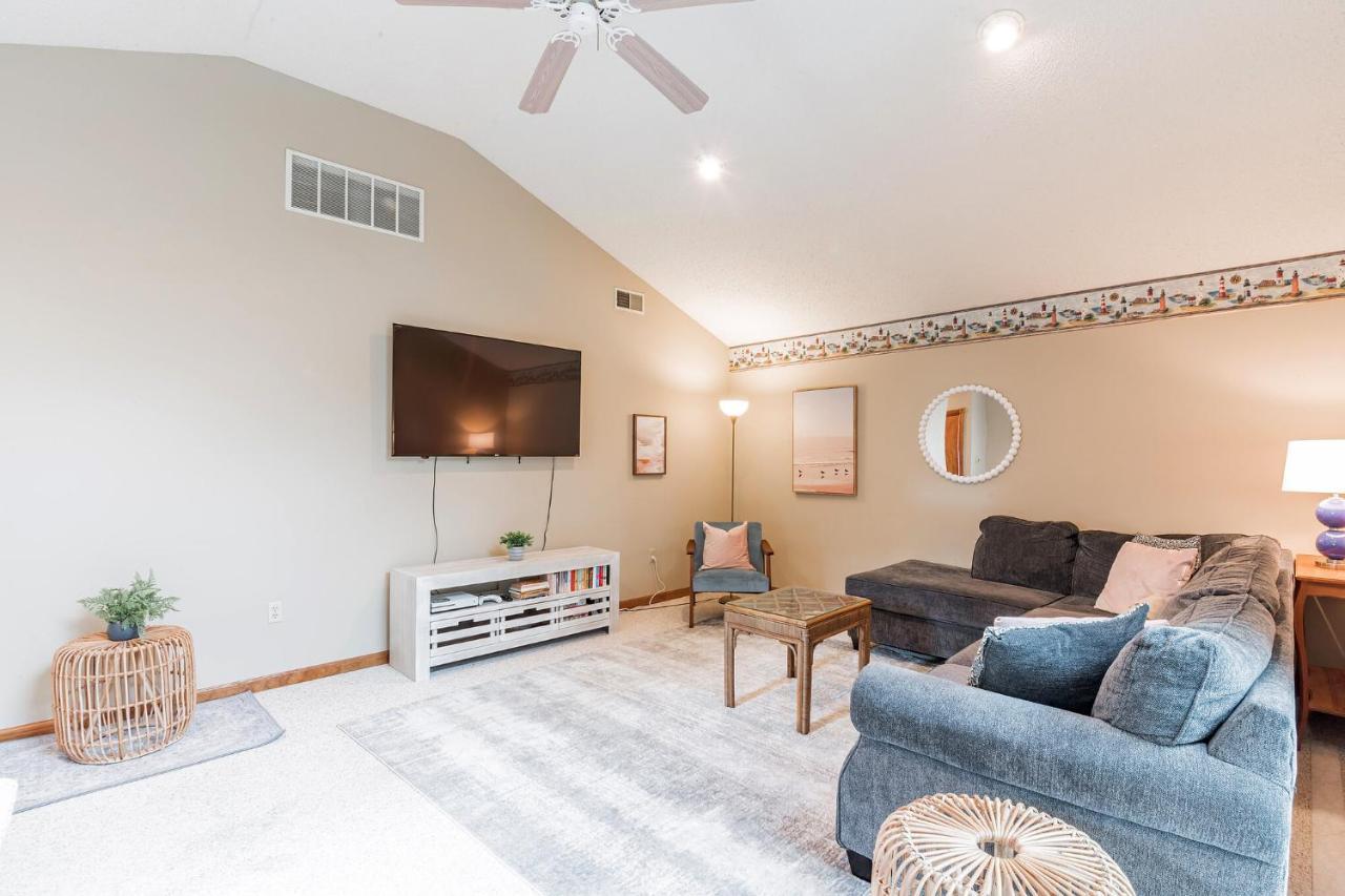Serene Single Story, Grill, Fire Pit, Fenced Yard And Pet Friendly Stay 케이프메이코트하우스 외부 사진